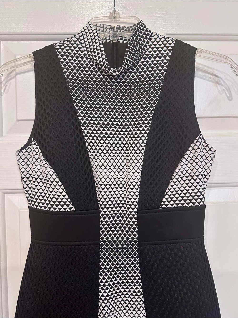 Antonio Melani Geometric Fit & Flare Dress – Size 4 Monochrome Quiet Luxury - Picture 6 of 11